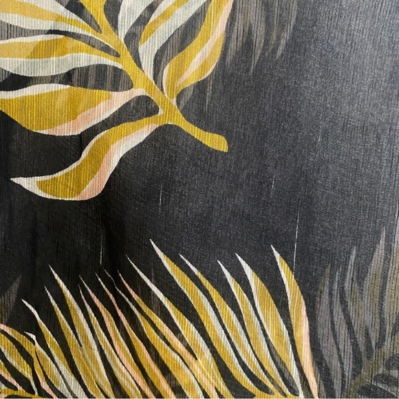 Forte forte 100% silk desert leaf print voile top in black and gold - Picture 12 of 14